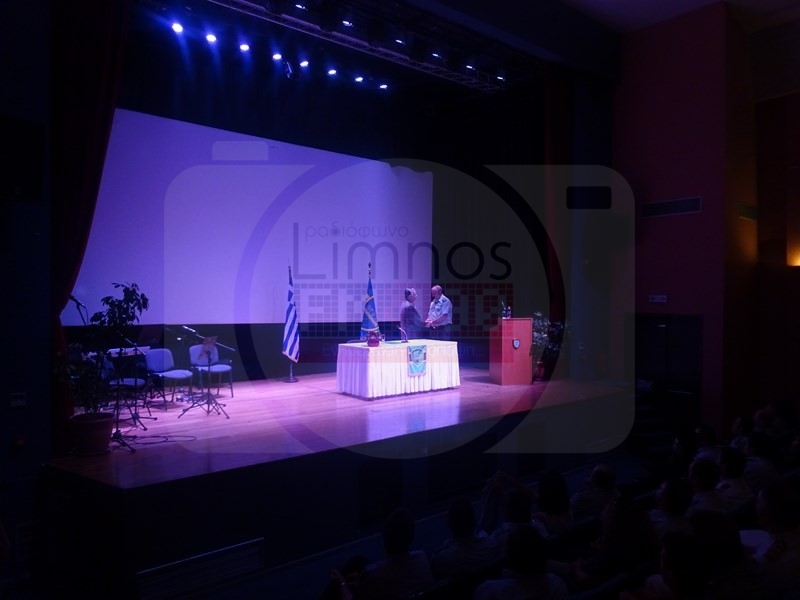 Σ. Καργάκος στον Fm 100: «Να μεταφερθεί η Βουλή των Εφήβων στο Βουλευτήριο της Πολιόχνης» (mp3) – φωτογραφία 12