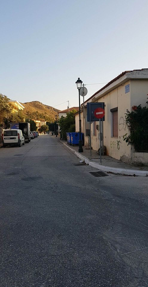 Μονοδρομήθηκε ο δρόμος για το νέο λιμάνι (photos)