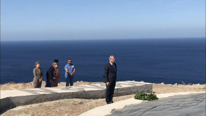 Άγιος Ευστράτιος: Ο Δήμαρχος Θέρμου τίμησε τον Υποσμηναγό Νίκο Σιαλμά (photos)
