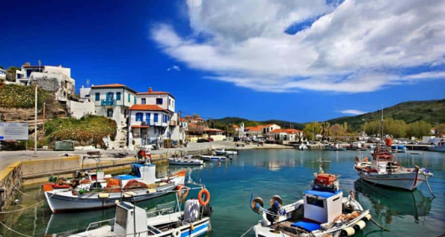 Σε ρυθμούς Αποκριάς ο Άγιος Ευστράτιος!