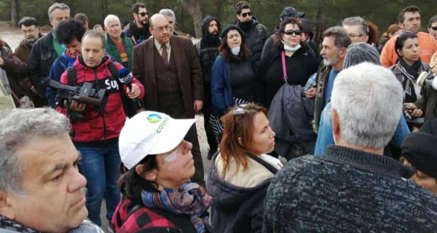 Λέσβος: Γιατί αποχώρησαν τα ΜΑΤ από Καράβα και Διαβολόρεμα (videos)