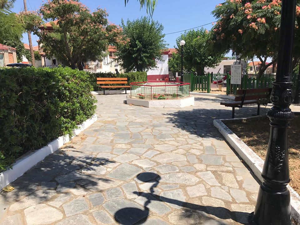 Προσβάσιμη στα ΑμεΑ η πλατεία και η παιδική χαρά της Καλλιθέας (photos) – φωτογραφία 1