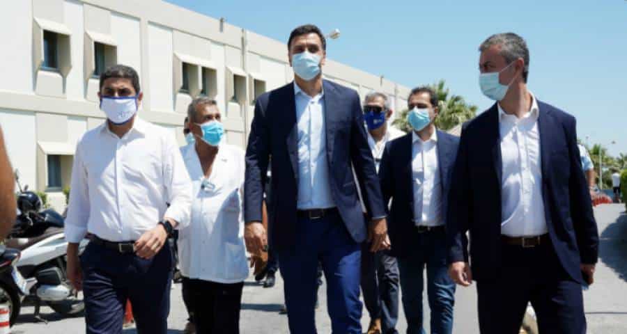 Κικίλιας: Ζητώ από όλους τους τουρίστες να τηρήσουν τους κανόνες, όπως έκαναν και οι συμπολίτες μας