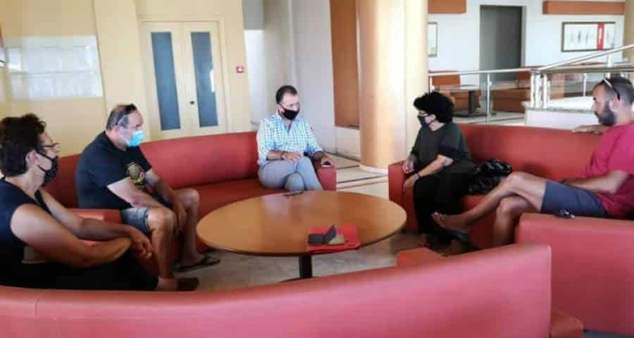 Με τον Δ. Ματζάρη συναντήθηκε το Σωματείο Ξενοδοχοϋπαλλήλων Λήμνου (photos)