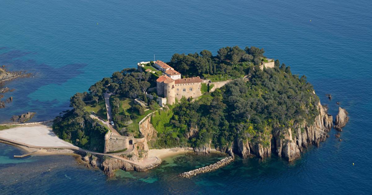Συνάντηση Μακρόν-Μέρκελ στις 20 Αυγούστου | Στο τραπέζι και η Ανατ. Μεσόγειος