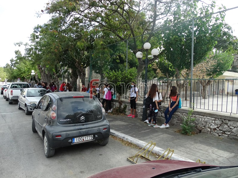 Λήμνος: Πρώτη ημέρα στο σχολείο με μάσκες (photos) – φωτογραφία 12