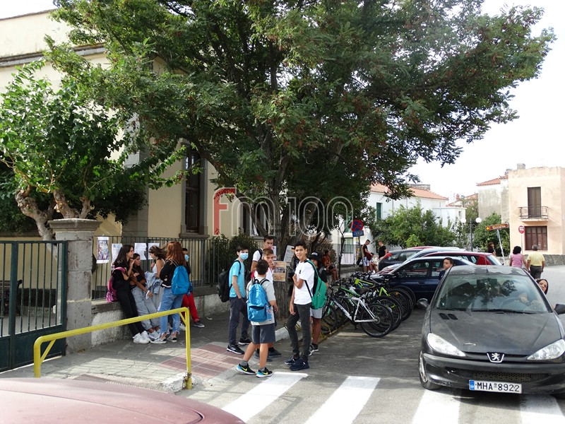 Λήμνος: Πρώτη ημέρα στο σχολείο με μάσκες (photos) – φωτογραφία 13