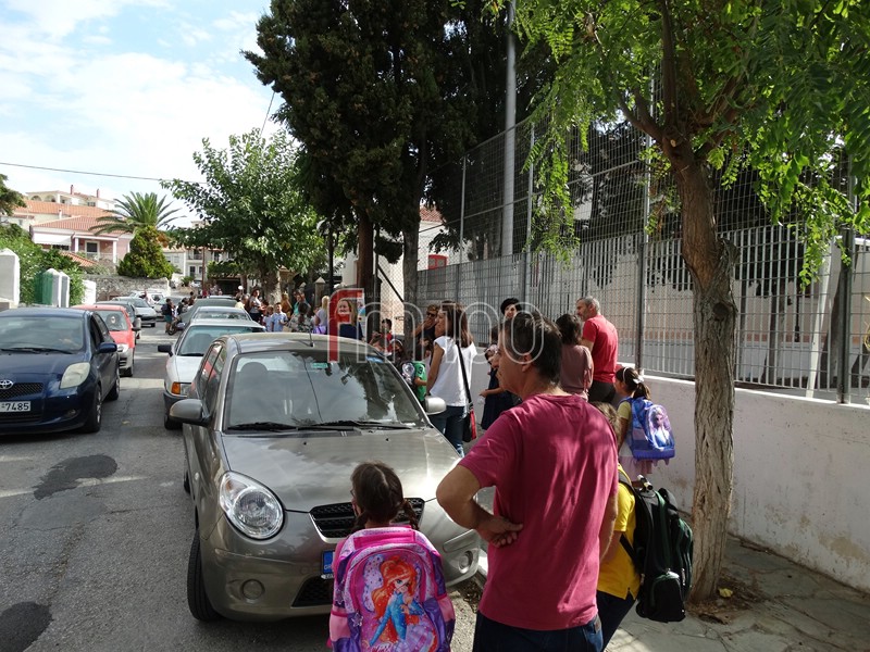 Λήμνος: Πρώτη ημέρα στο σχολείο με μάσκες (photos) – φωτογραφία 17