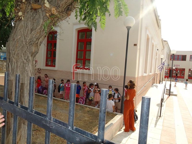Λήμνος: Πρώτη ημέρα στο σχολείο με μάσκες (photos) – φωτογραφία 24