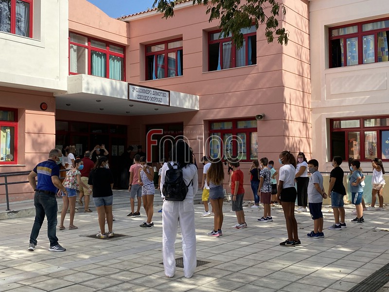 Λήμνος: Πρώτη ημέρα στο σχολείο με μάσκες (photos) – φωτογραφία 29