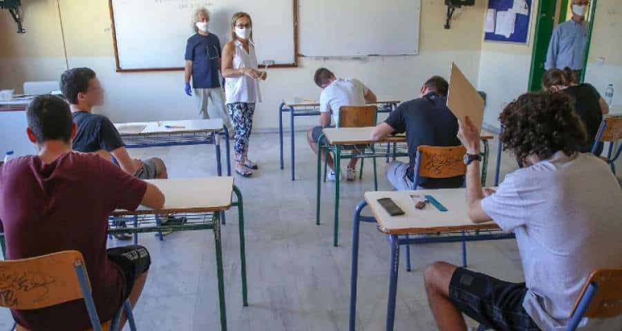 Κεραμέως: Ενδεχόμενο παράτασης του σχολικού έτους | Τι είπε για Πανελλαδικές, ποιοι δικαιούνται το voucher των 200 ευρώ