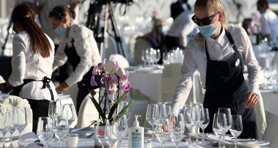 Επανεξετάζεται από την αρχή όλο το πλαίσιο λειτουργίας της εστίασης