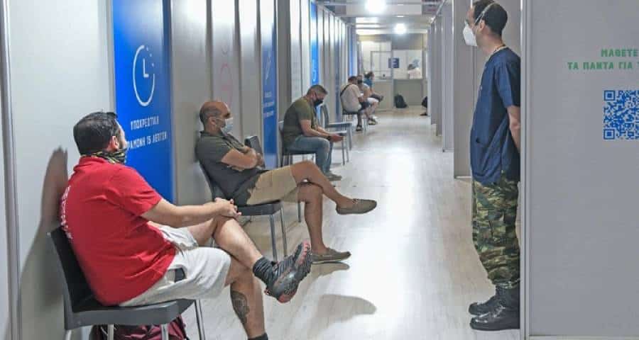 Ο εμβολιασμός σε όλη την Ελλάδα: Πρώτα τα Ιόνια Νησιά, στις τελευταίες θέσεις το Βόρειο Αιγαίο