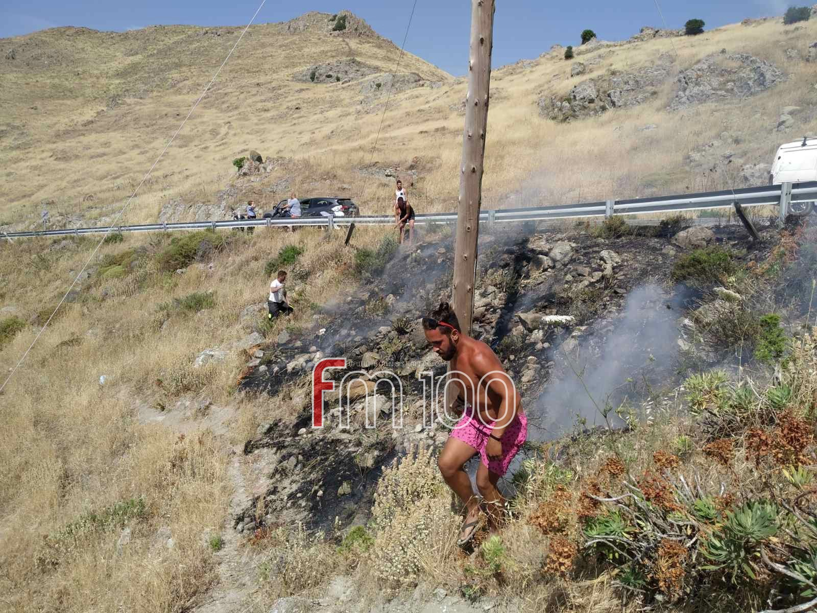 Λήμνος: Καταλυτική η συνδρομή εθελοντών στην κατάσβεση των σημερινών πυρκαγιών (photos)