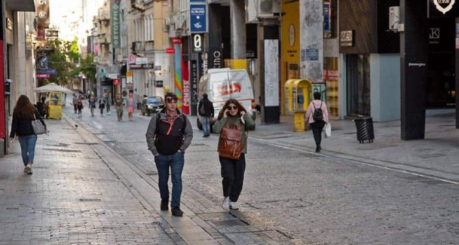 Κορωνοϊός: 8.100 νέα κρούσματα, 91 νεκροί και 597 διασωληνωμένοι