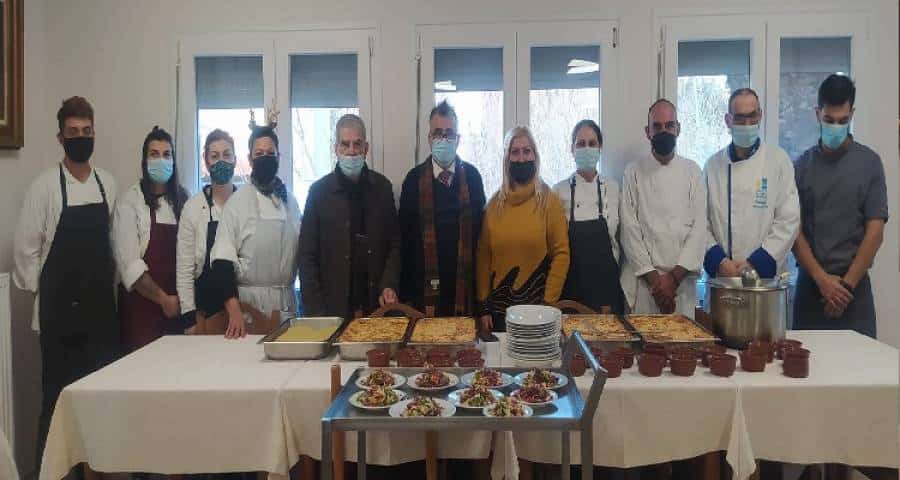 Λήμνος: Ο Ερυθρός Σταυρός για το γεύμα αγάπης στο Γηροκομείο