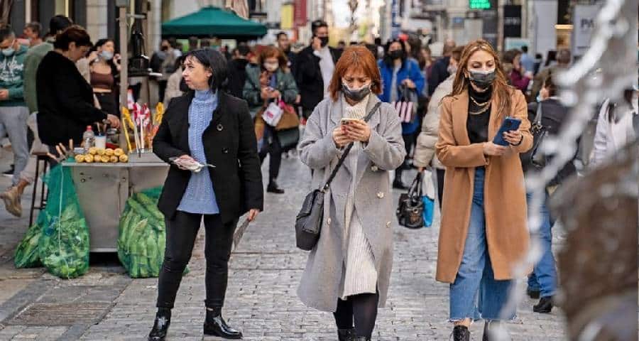 Κορωνοϊός: Στα 4.761 τα νέα κρούσματα, 705 οι διασωληνωμένοι, 72 θάνατοι