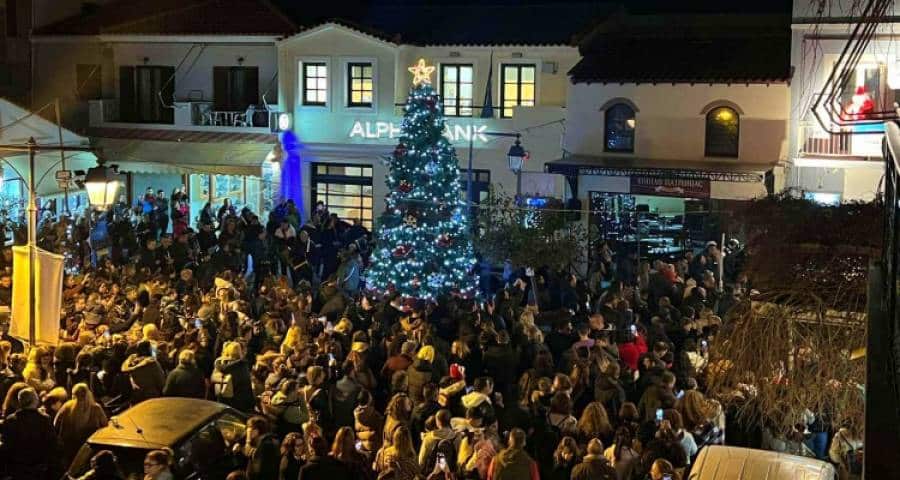 Ο Δήμος Λήμνου για τη φωταγώγηση του Χριστουγεννιάτικού Δέντρου στη Μύρινα (photos + video)