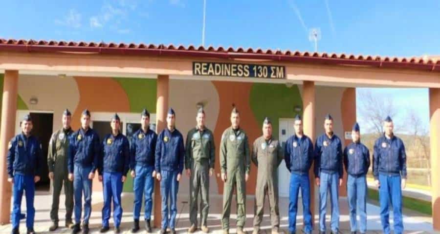 Στη Λήμνο με F-16 ο Αρχηγός ΓΕΑ – Αντάλλαξε ευχές με στελέχη της 130 ΣΜ (Εικόνες)