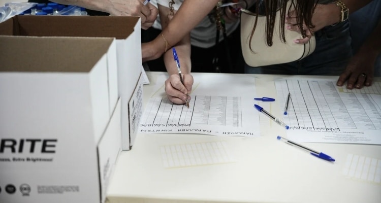 Πανελλαδικές: Πήραν άριστα οι δύο υποψήφιοι των ΕΠΑΛ που εξετάστηκαν κατά λάθος σε μάθημα των ΓΕΛ -Η ανακοίνωση του ΕΟΕ