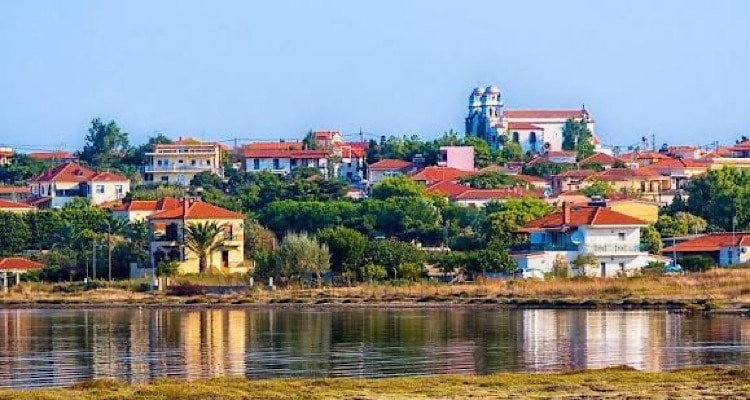 Συναγερμός στο Μούδρο: Μπαράζ διαρρήξεων σε τρία καταστήματα μέσα στη νύχτα
