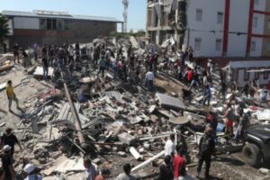 Σεισμός 7,4 Ρίχτερ στην Κολομβία: Τουλάχιστον 20 νεκροί και δεκάδες τραυματίες | Κατέρρευσαν κτίρια, άνθρωποι εγκλωβισμένοι στα συντρίμμια