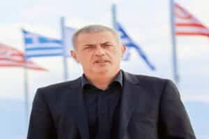 Στη Λήμνο για διακοπές ο Δήμαρχος Πειραιά Γιάννης Μώραλης | Η επιστροφή στο νησί εννέα χρόνια μετά τα εγκαίνια στο Κοντοπούλι