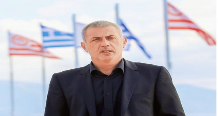 Στη Λήμνο για διακοπές ο Δήμαρχος Πειραιά Γιάννης Μώραλης | Η επιστροφή στο νησί εννέα χρόνια μετά τα εγκαίνια στο Κοντοπούλι