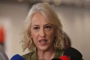 Δούρου: «Ο στόχος είναι ένα ενωτικό ψηφοδέλτιο με όσους θέλουν και μπορούν»