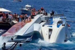 «Ο καθένας γλίτωσε με τις δικές του δυνάμεις»: Μαρτυρίες-σοκ, έρευνα για τα αίτια και αγωνία για τους αγνοούμενους του ναυαγίου στην Κερύνεια