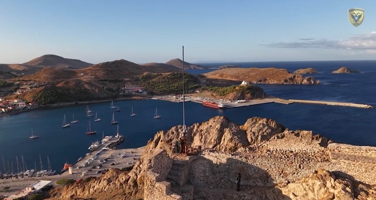 Από τη Λήμνο ξεκινά και τελειώνει το νέο βίντεο του Γενικού Επιτελείου Στρατού | «Μια Σημαία. Μια Ελλάδα»