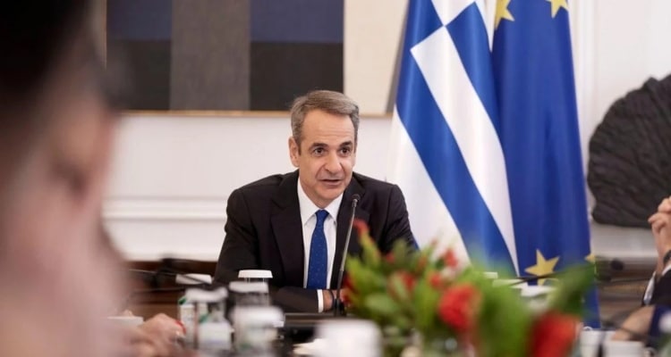 Διυπουργική υπό τον Μητσοτάκη για τις φωτιές στη Δυτική Αττική | Αποζημιώσεις, αντιπλημμυρικά έργα και «Porto Germeno Pass»
