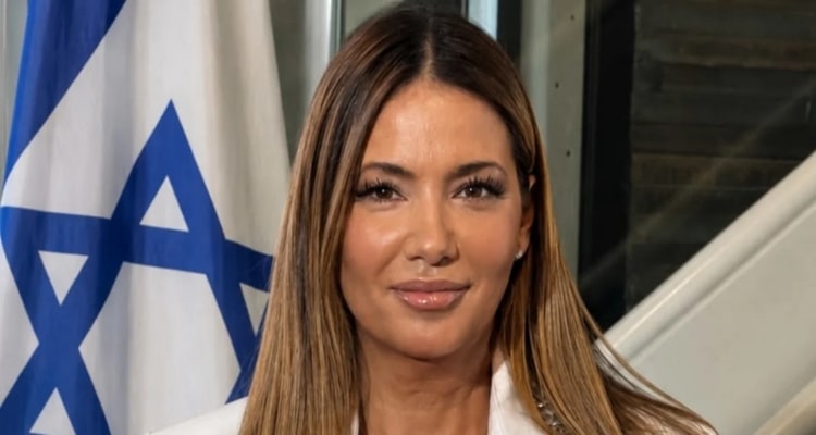 Έφτασε στην Αθήνα η νέα πρέσβης του Ισραήλ στην Ελλάδα, η δικηγόρος Πνινάτ Γιανάι | «Σκοπεύω να καταπολεμήσω τα fake news για τη χώρα μου»