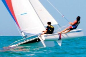Άμεση επέμβαση του ναυαγοσωστικού του Δήμου Λήμνου | Διασώθηκε χειριστής καταμαράν στον Εβγάτη