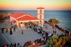 Με λαμπρότητα ο εορτασμός του Πολιούχου της Λήμνου Αγίου Σώζοντος | Έκτακτα δρομολόγια από το ΚΤΕΛ