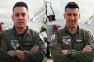 Θρήνος για τον σμηναγό και τον επισμηναγό που έχασαν τη ζωή τους στη συντριβή του Phantom στην Τανάγρα -37 και 40 ετών