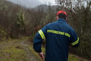 Νεκρός πυροσβέστης στη Ρόδο -Προσπαθούσε να σώσει αναρριχητές