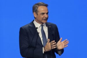 Οι δύο εκπλήξεις Μητσοτάκη στη ΔΕΘ για αγρότες και τρίτεκνους και τα τραπέζια του «γαλάζιου» διημέρου