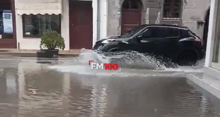 Όλα τριγύρω αλλάζουνε και όλα τα ίδια μένουν | Πλημμύρισε ξανά το ΚΤΕΛ με την πρώτη βροχη