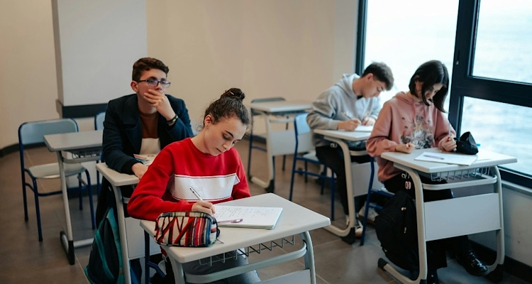 Διαγωνισμός PISA και πραγματική ζωή: Τα αίτια της αποτυχίας