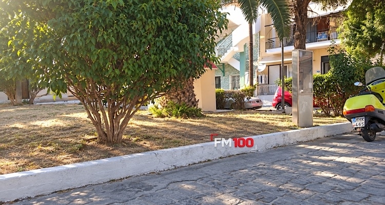 Διακοπή υδροδότησης στην πλατεία Αγίου Νικολάου στη Μύρινα