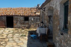 Οι μάντρες της Λήμνου! Ένας μικρός κόσμος μέσα στο λημνιακό τοπίο