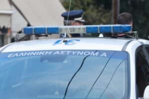 Πυροβολισμοί σε κοινόχρηστο χώρο πολυκατοικίας στο Παγκράτι | Εντοπίστηκε όπλο, τρεις συλλήψεις