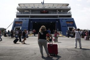 Διπλασιάστηκε το κόστος καυσίμων στα δρομολόγια: Αγώνας δρόμου για να μην ανέβουν τα εισιτήρια
