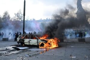 Γαλλία: Η κυβέρνηση βγάζει τον στρατό στους δρόμους το Σάββατο εν όψει νέων διαδηλώσεων | Μαζική ανάπτυξη και της αστυνομίας υπό τον φόβο επεισοδίων