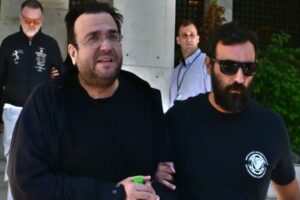 Δεσμεύονται τα περιουσιακά στοιχεία του Φίλιππου Καμπούρη και του ΛΑ.Ο.Σ. με εντολή Βουρλιώτη