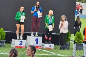 Τρεις φορές στο βάθρο η Ηφαιστία την πρώτη ημέρα των Αιγαιοπελαγίτικων Αγώνων!