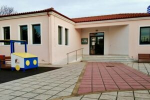 3ο Νηπιαγωγείο Μύρινας: Παρέμβαση των γονέων για την παράλληλη στήριξη τριών παιδιών | Ζητούν μόνιμη λύση