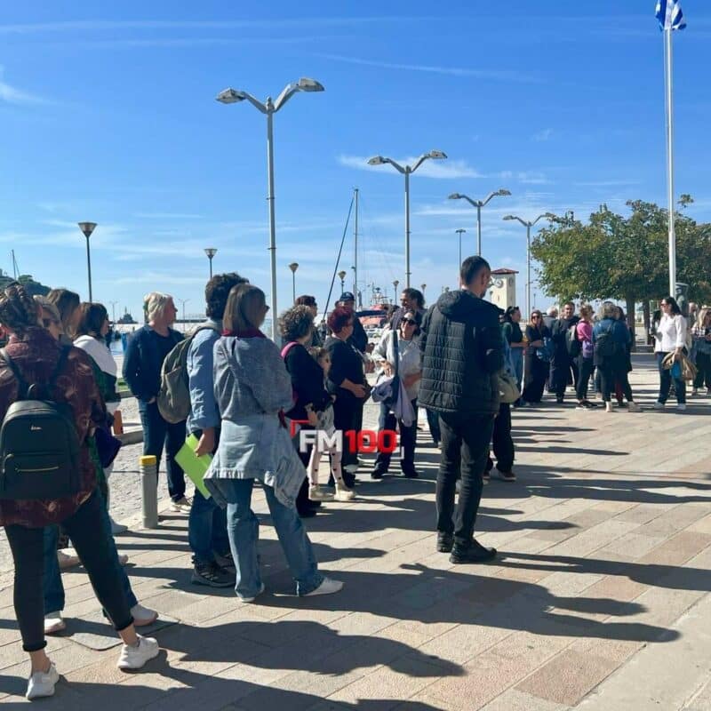 Λήμνος: Με ομιλίες και επίδοση ψηφίσματος ολοκληρώθηκε η απεργιακή κινητοποίηση των εκπαιδευτικών – φωτογραφία 24